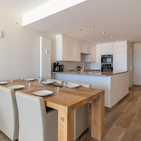 Appartement Bel Air - Luxury 2-bedroom With Sea View & Jacuzzi T48 Oostende