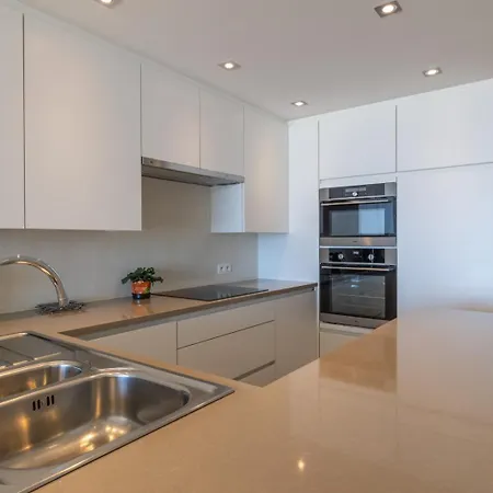 Bel Air - Luxury 2-bedroom With Sea View & Jacuzzi T48 Остенде